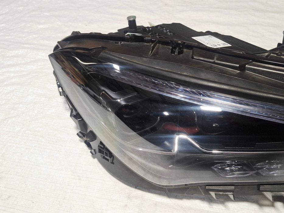 lampa przód przednia prawa mercedes cla ii 2 a118 w118 lift multibeam 2023-2025 a1189061401 cała ladna nie uszkodzona