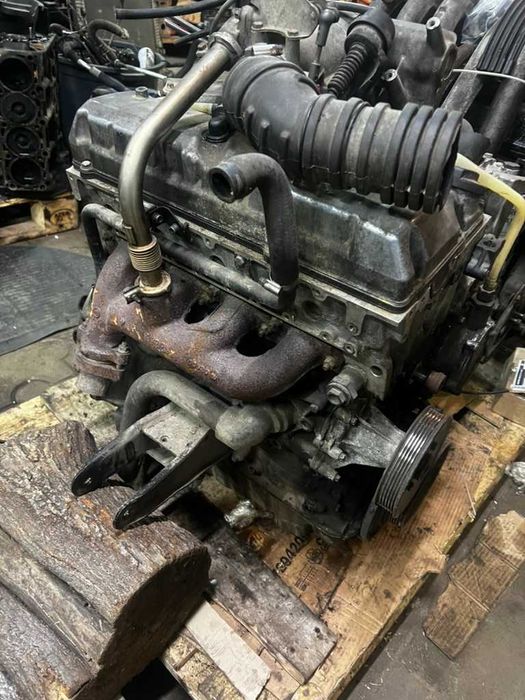 Двигун Mercedes Vito 638 Вито 638 2.3D (комплектний )