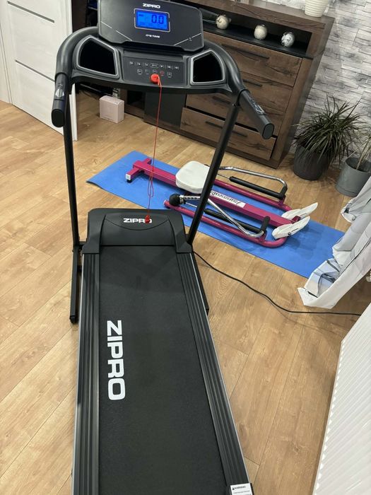 Sprzedam bieżnia prawie nowa