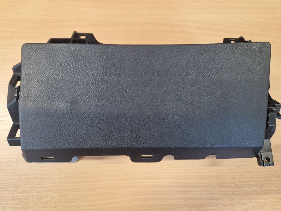 Подушка безпеки  коліно SRS Subaru Outback Legacy b16 2020-2025