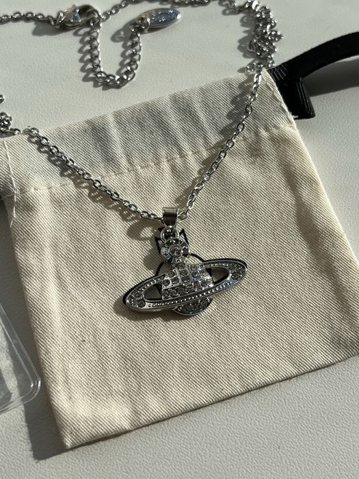 Кулони Vivienne Westwood Bas Relief Pendant