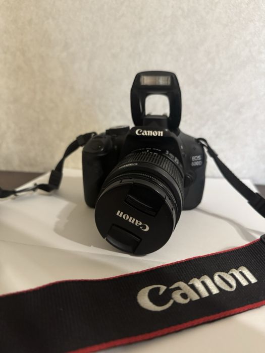 Продам фотоапарат у гарному стані.