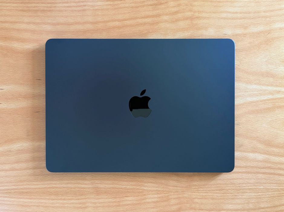 MacBook Air 13" - M2 - 8GB RAM - 256GB SSD - Midnight – Em ótimo estado