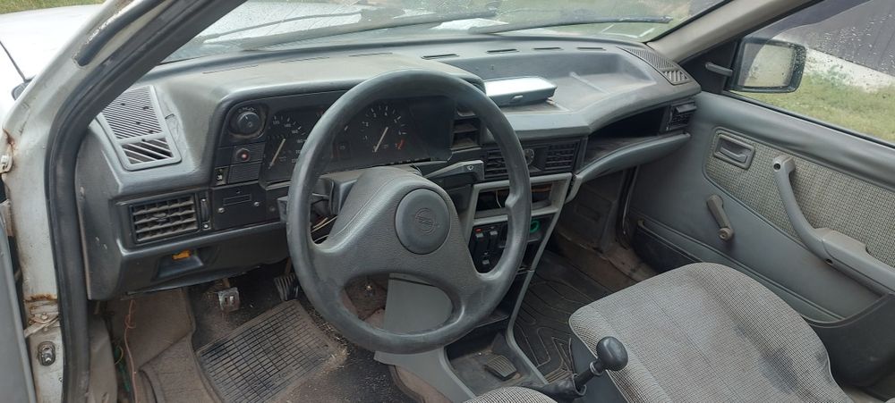 Мотор +кпп Опель Кадет 1.3 бензин