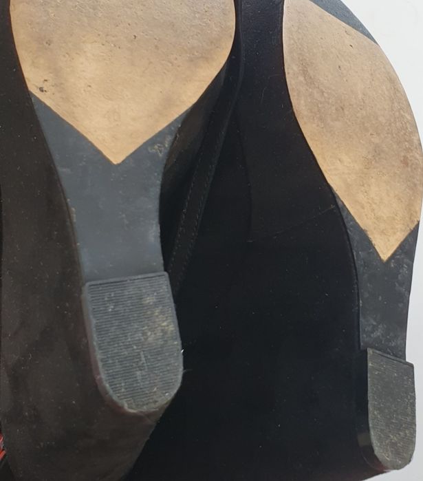 Piękne buty koturn r 40