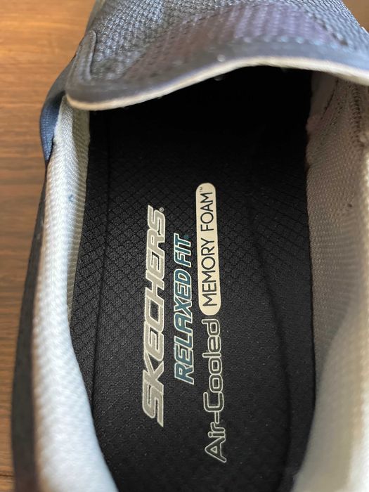 Ténis Skechers Novos