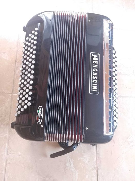 Acordeon Mengascini
