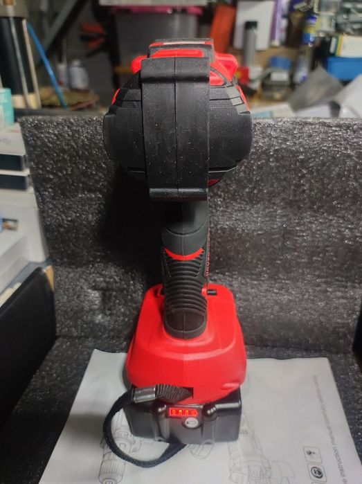 Máquina de impacto nova