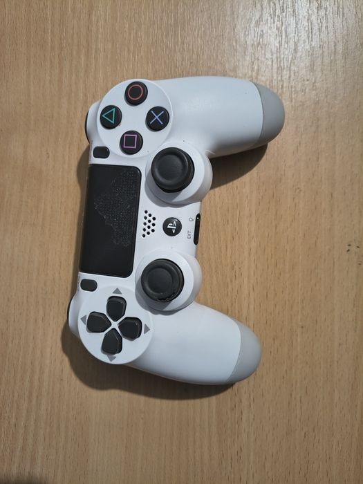 Контролер з дефектом Dualshock 4
