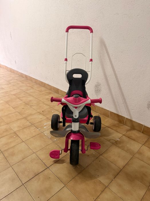 Triciclo criança