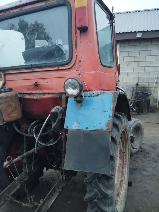 Трактор колісний ХТЗ Т-25