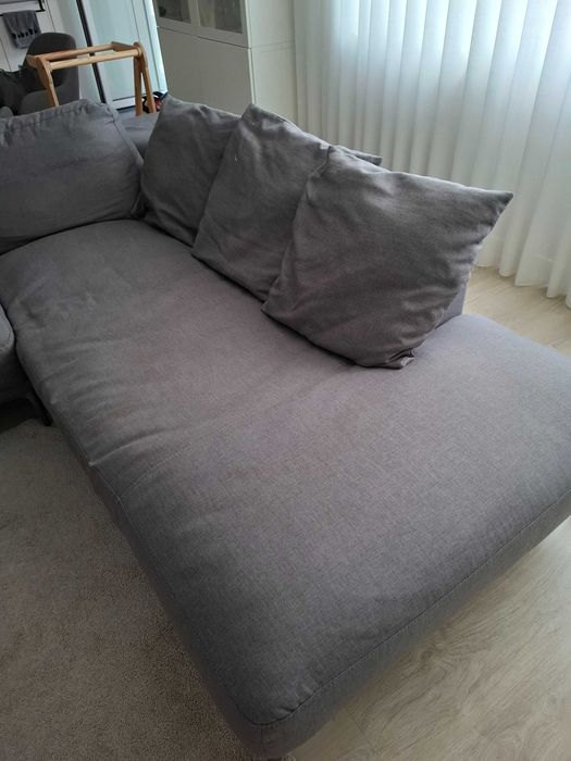 Sofá com chaise longue