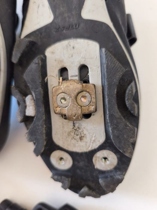 Sapatos btt marca cornac