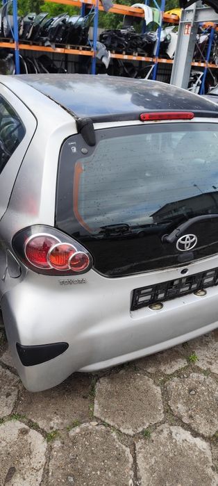 Toyota Aygo całe auto na części lakier 1E7