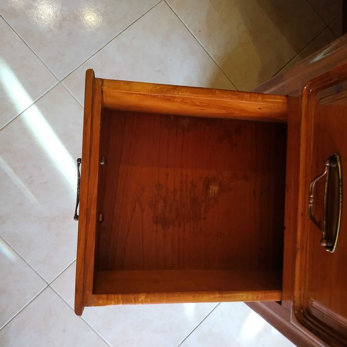 Secretaria de madeira