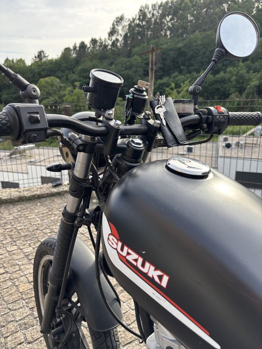 Suzuki GN125 para venda