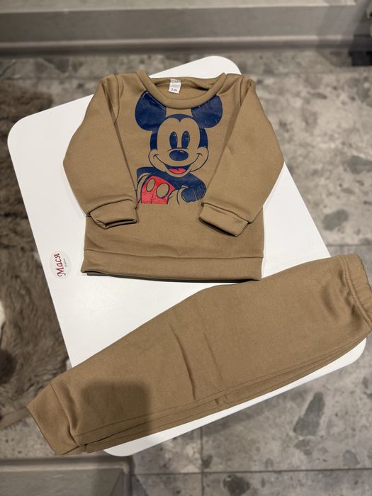 Новий утеплений костюм 92-98 розмір