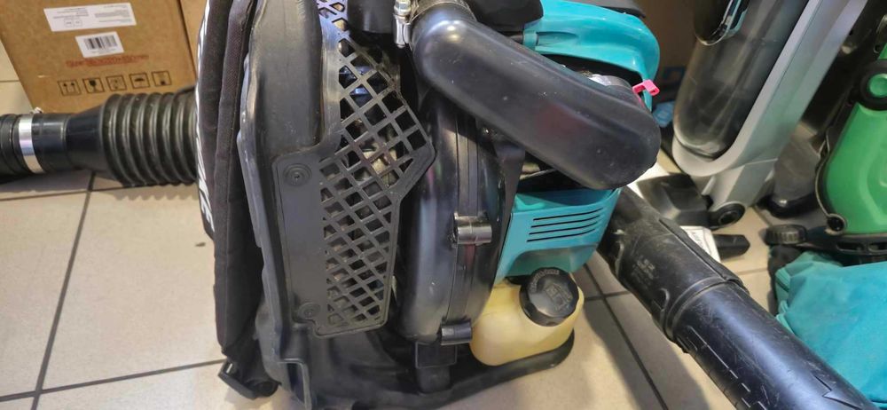 Dmuchawa do liści Makita BBX7600