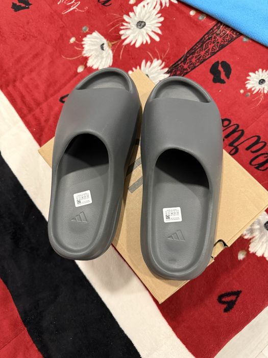 Adidas yeezy Slide