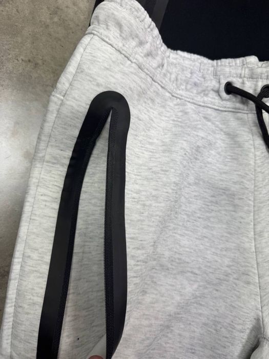 Мужские спортивные шорты найк Nike Tech Fleece