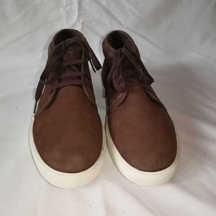 Lacoste roz. 40,5 / UK 7 / - dł. wkł. 26 cm - skóra- stan bdb