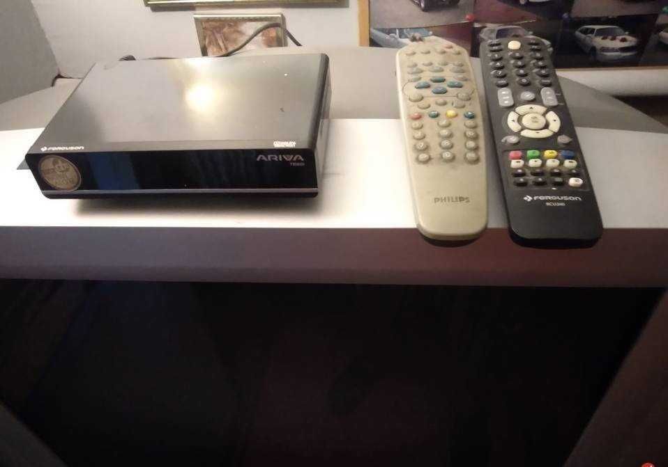 sprzedam telewizor Philips stereo  z dekoderem