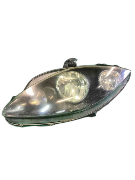 Ótica / Farol Esquerdo SEAT LEON 5P1941006A (OEM)