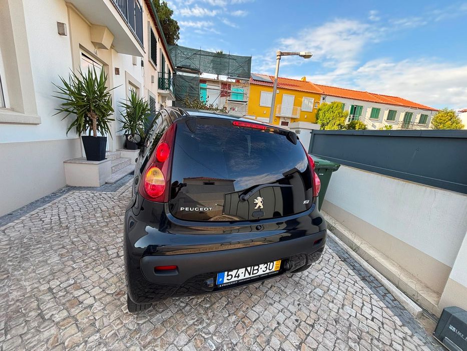Carro Peugeot 107