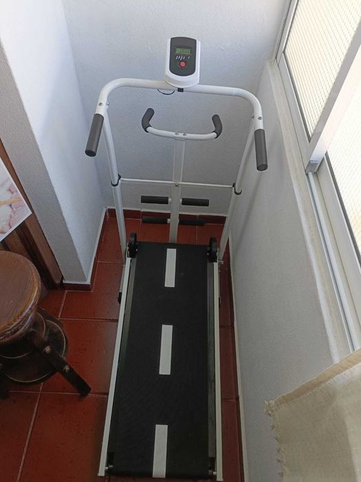 Passadeira  de corrida, NÃO ELETRONICA