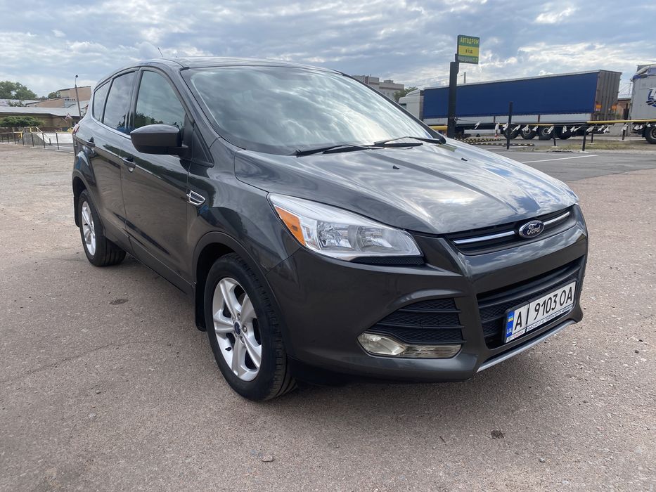 Продам Ford Escape