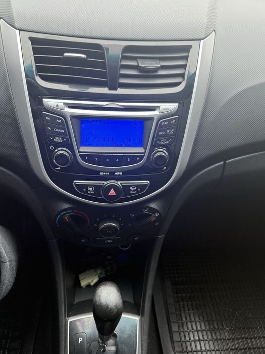 Hyundai Accent Автомат