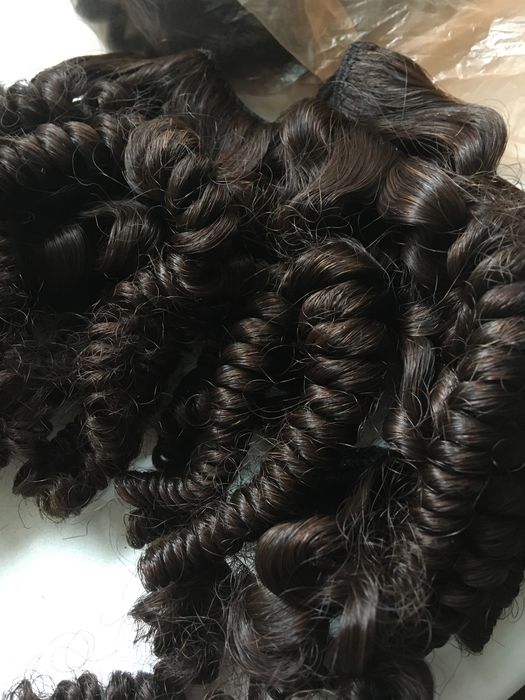 Натуральные волосы.