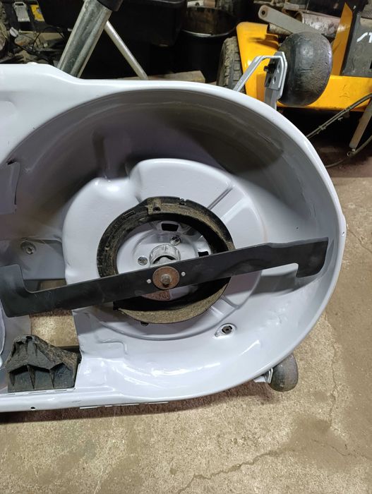 Kosiarka traktorek Honda Castel TC122 szare