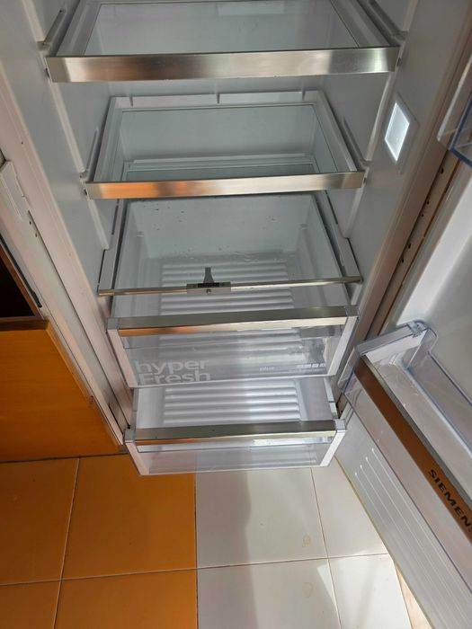 Frigorifico Encastre SIEMENS KI81RAF30