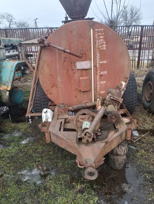 Продам бочку 3 куба