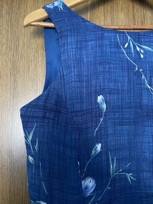 Жіночий сарафан сукня