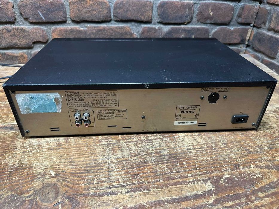 Magnetofon Philips FC 566
