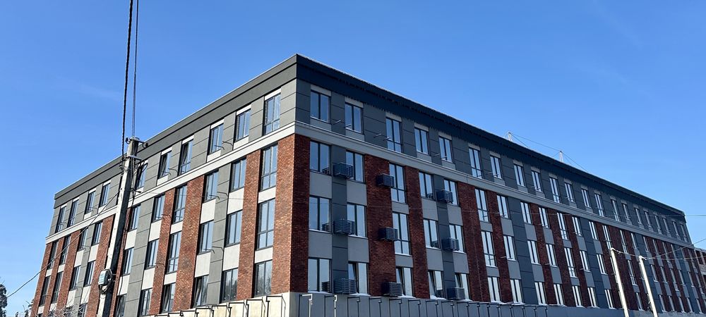 Продам 2 к . квартиру в центрі Ірпеня ! Газ ! Здано в експ.
