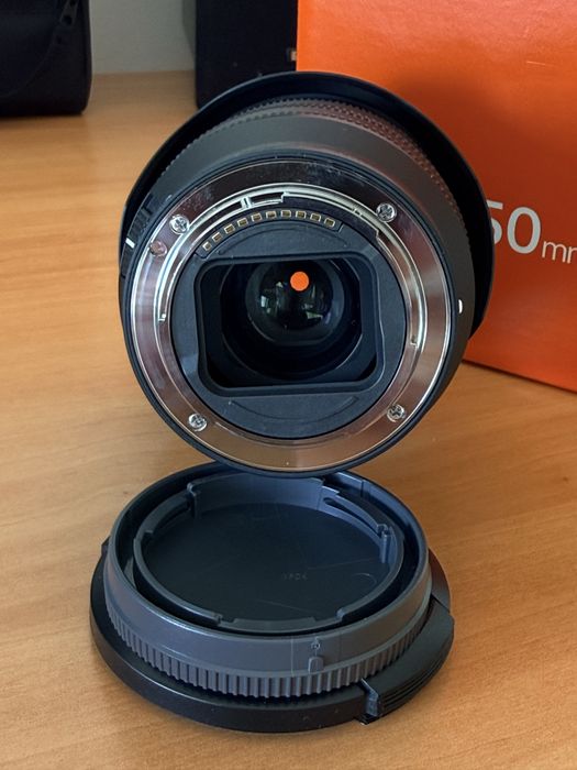 Lente Sony 24-50 f/2.8 ( SEL2450G )