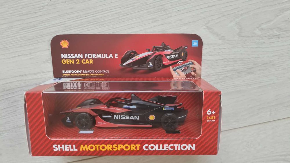 Nissan Formula E model samochodu bluethoot