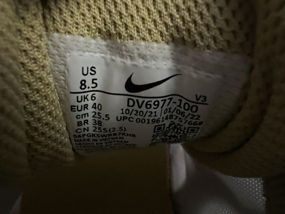 Продам нові кросівки Zoom Air Fire