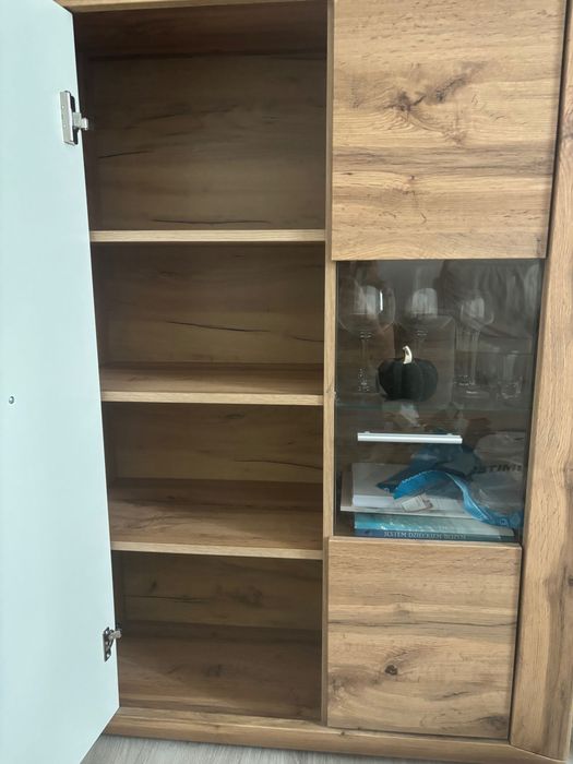 Meble komoda i witryna