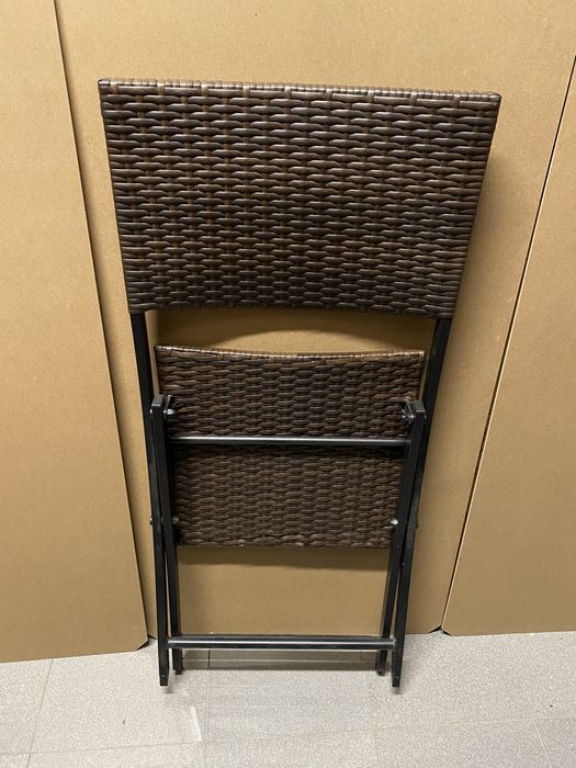 Conjunto de 2 cadeiras de jardim dobráveis em rattan sintético