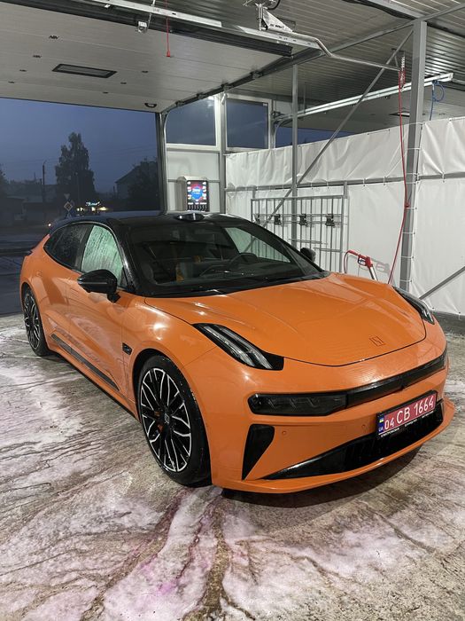 Zeekr 001 2024 модельний 2025