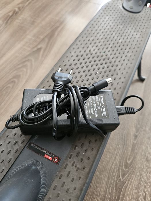 Hulajnoga elektryczna HT-T4 SuperStan