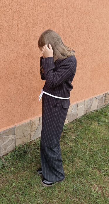 Святковий нарядний костюм у стилі zara