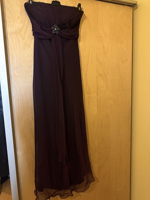 Vestido de cerimónia cor Roxa