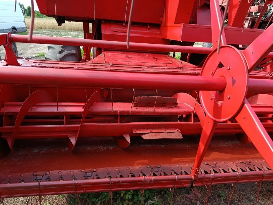 Massey Ferguson 186