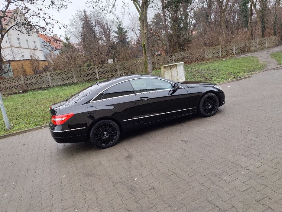 Mercedes- Benz klasa E Mercedes -Benz E 200 CGI turbo coupe
