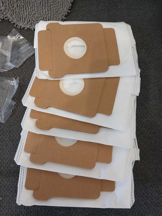 Vendo Combo sacos aspiradores, mops, filtros, acessórios iRobot